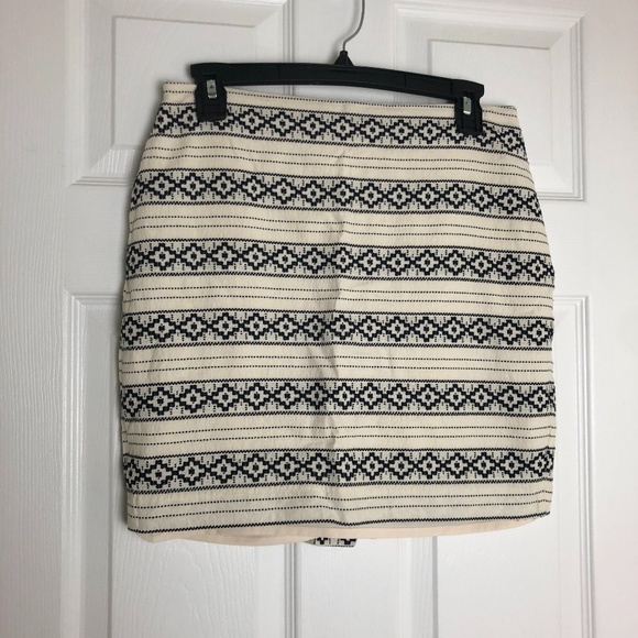 Ann Taylor Black Patterned Fully Lined Mini Skirt - Picture 1 of 6